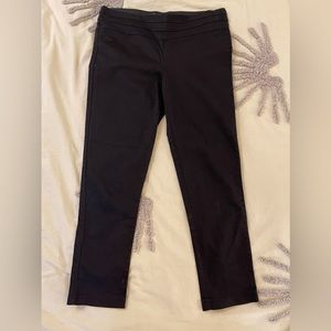 Le chateau stretch twill skinny crop leg crop pant